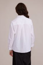 TORIN PEARL BUTTON DOWN TOP