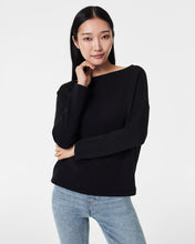 Airessentials Boatneck Top