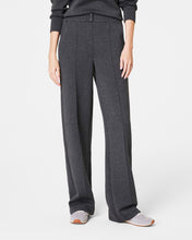 Airessentials Brushed Straight Leg Pant