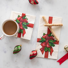 CHRISTMAS PRESENT GUEST NAPKIN
