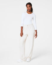 Airessentials Brushed Straight Leg Pant