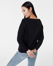 Airessentials Boatneck Top