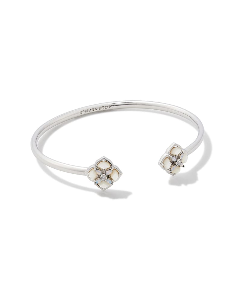 Bracelets Layered: Cuff Bracelets, Pinch Cuffs, and Chain Link Bracelets | Kendra  scott bracelet, Bracelet collection, Statement jewellery earrings